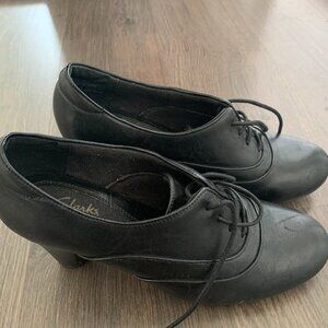 Clarks Bendables Black Pumps (Never Worn)
